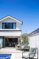 NOOSA White